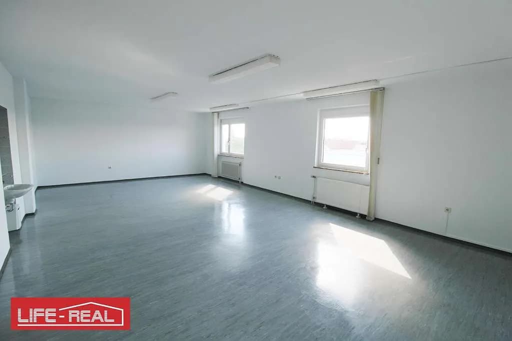 2-Zimmer-Gewerbeimmobilie mieten in Linz Land – 87 m², € 730